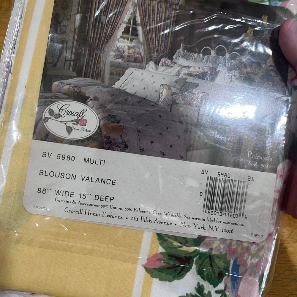 Vtg Croscill Princess 5980 Blouson Valance Floral Yellow Multi 88x15 Cottagecore